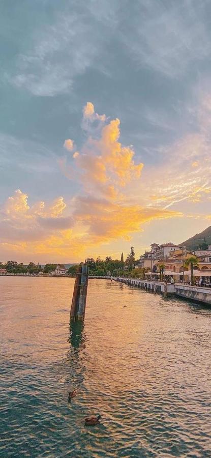 Sky And Lake Cavalcaselle Dış mekan fotoğraf