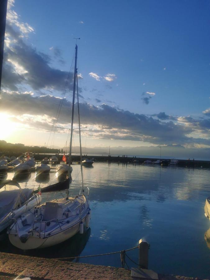 Sky And Lake Cavalcaselle Dış mekan fotoğraf